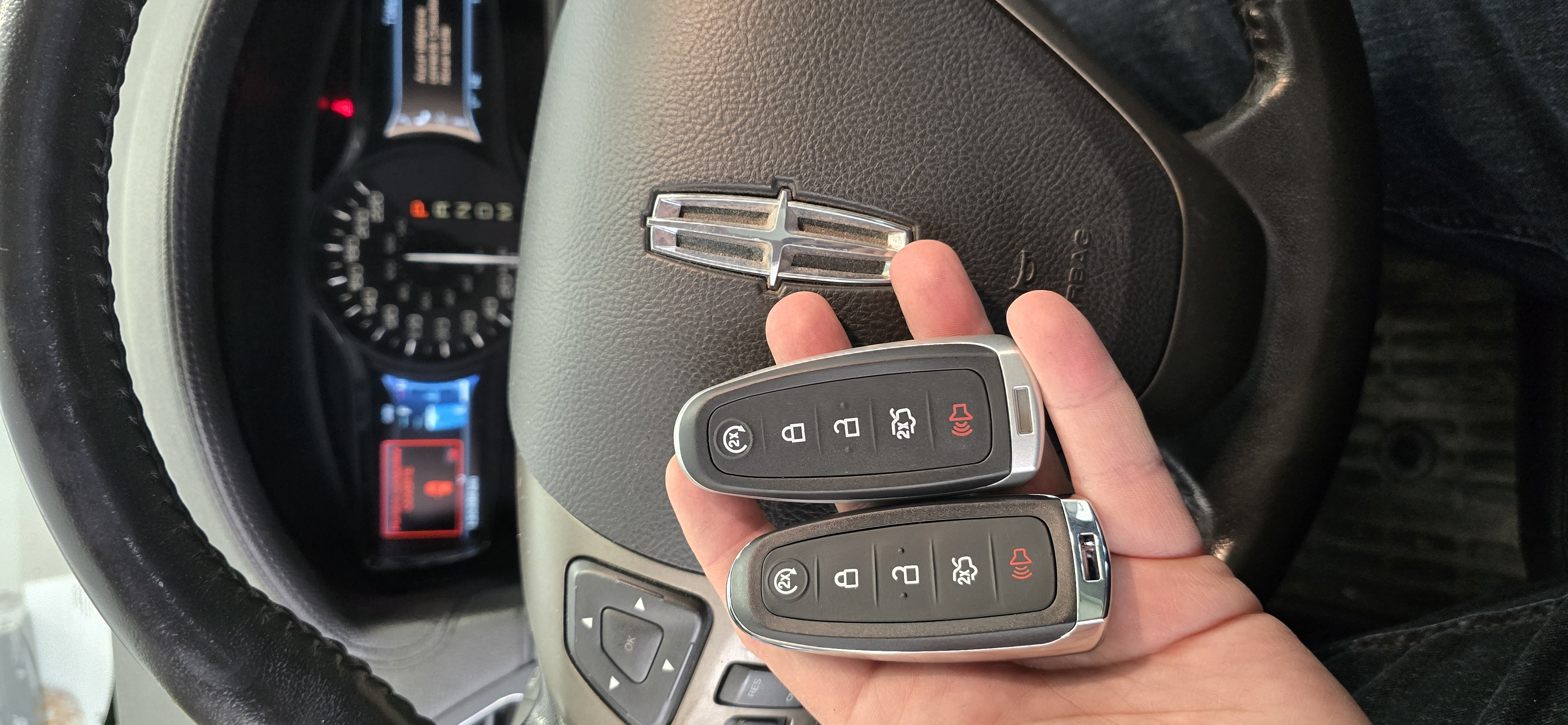 Lincoln MKZ smart key