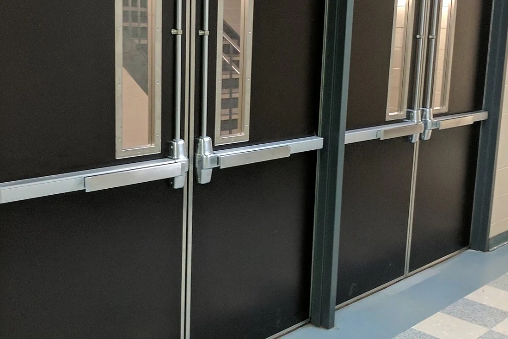 Emergency exit with panic bar
